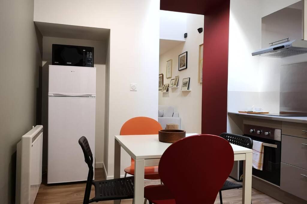 Le Duplex Des Quais Apartment Blois Luaran gambar