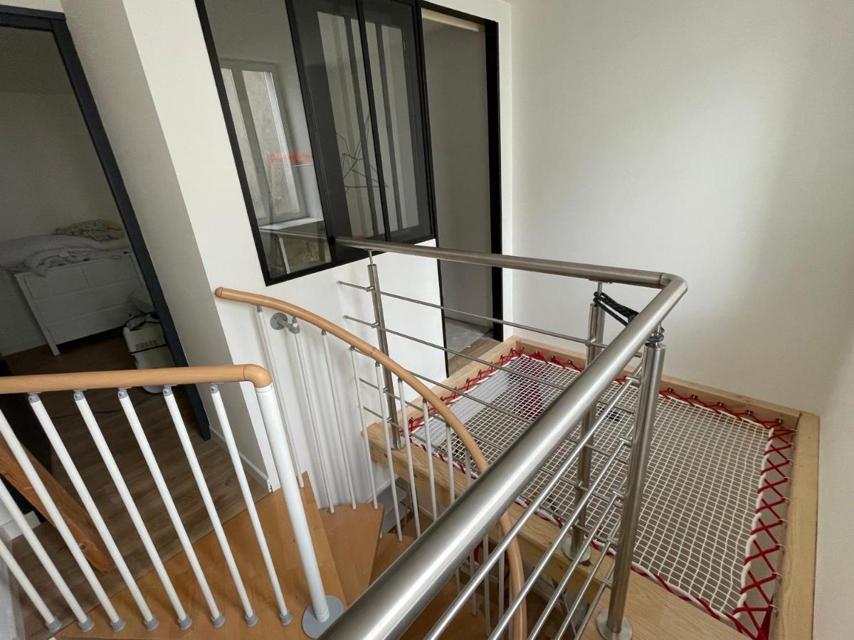Le Duplex Des Quais Apartment Blois Luaran gambar